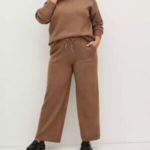 Pull-On Wide Leg Luxe Cozy Fleece Mid-Rise Pant